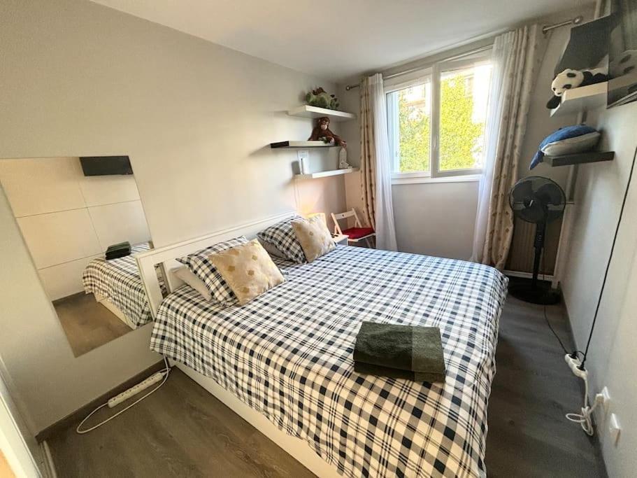 Appartement Confort Avec Balcon - Champigny Zewnętrze zdjęcie