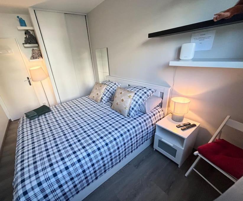 Appartement Confort Avec Balcon - Champigny Zewnętrze zdjęcie