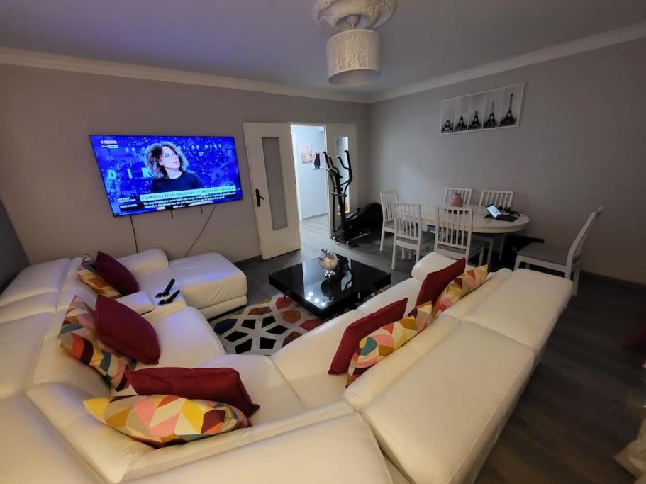 Appartement Confort Avec Balcon - Champigny Zewnętrze zdjęcie